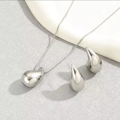 Fancy Two-Piece Jewelry Set